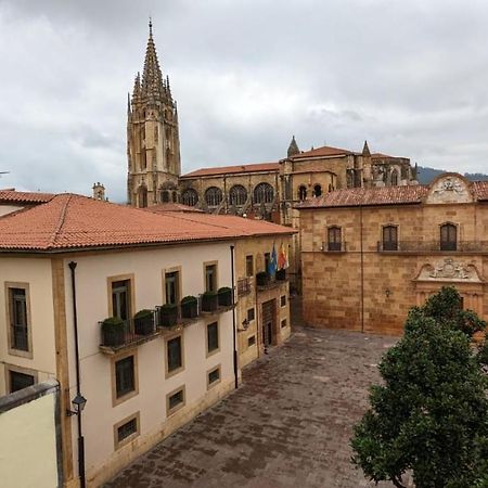 Apartamento Wamba - La Catedral Oviedo Dış mekan fotoğraf