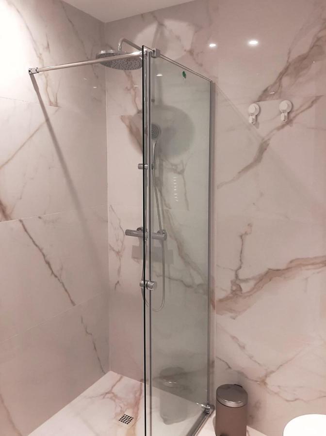 Apartamento Wamba - La Catedral Oviedo Dış mekan fotoğraf
