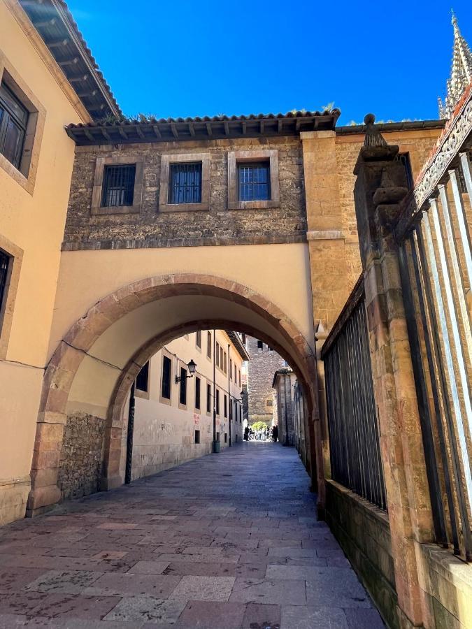 Apartamento Wamba - La Catedral Oviedo Dış mekan fotoğraf